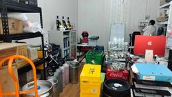 Burlington Square (D7), Retail #504329541